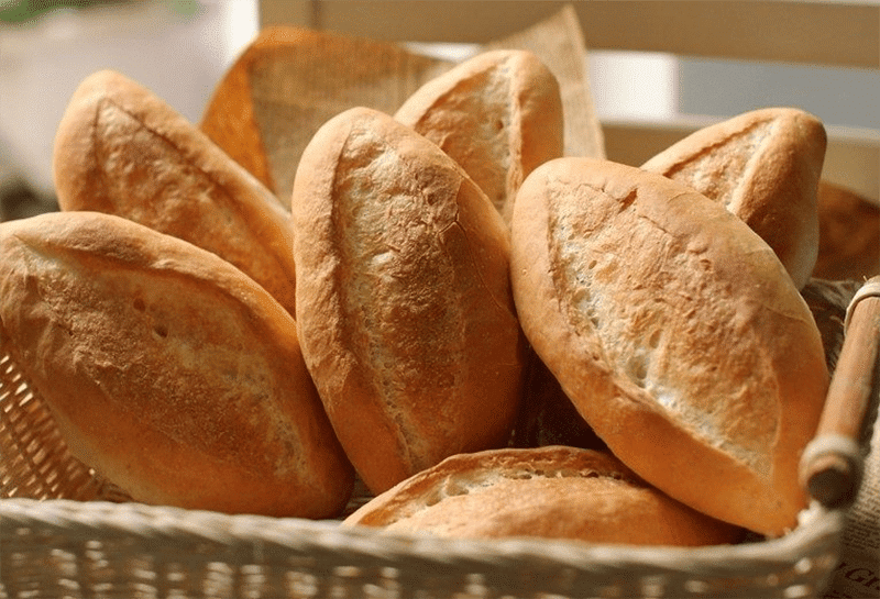 Bánh mì cũ có chế biến được không?