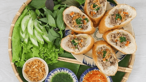 bánh mì hấp thịt băm