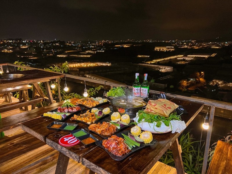 Kinh nghiệm mở quán buffet lẩu nướng 