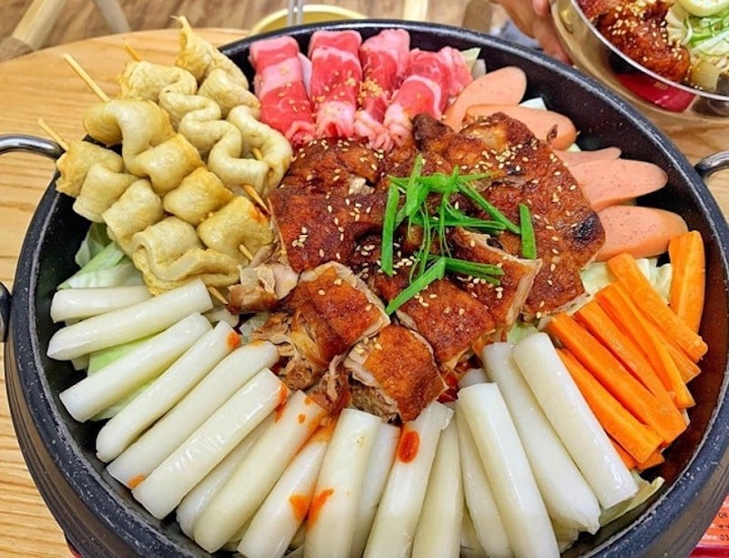 Phát triển thực đơn và cơ cấu menu hấp dẫn