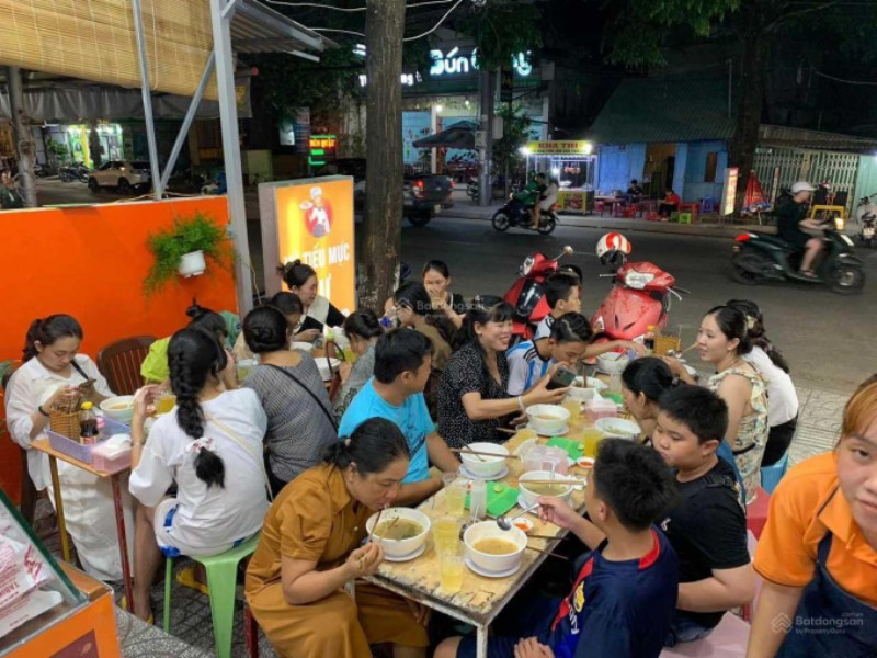 Các mô hình kinh doanh hủ tiếu mực phổ biến