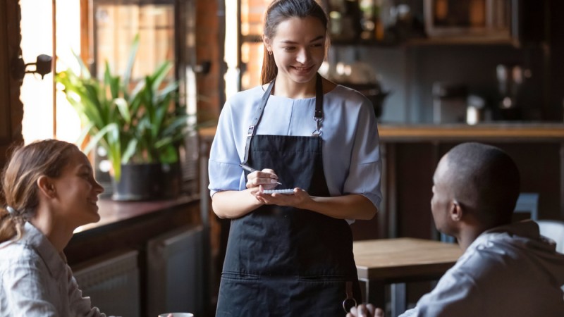 Hướng dẫn cải thiện đánh giá tiêu cực một cách chuyên nghiệp