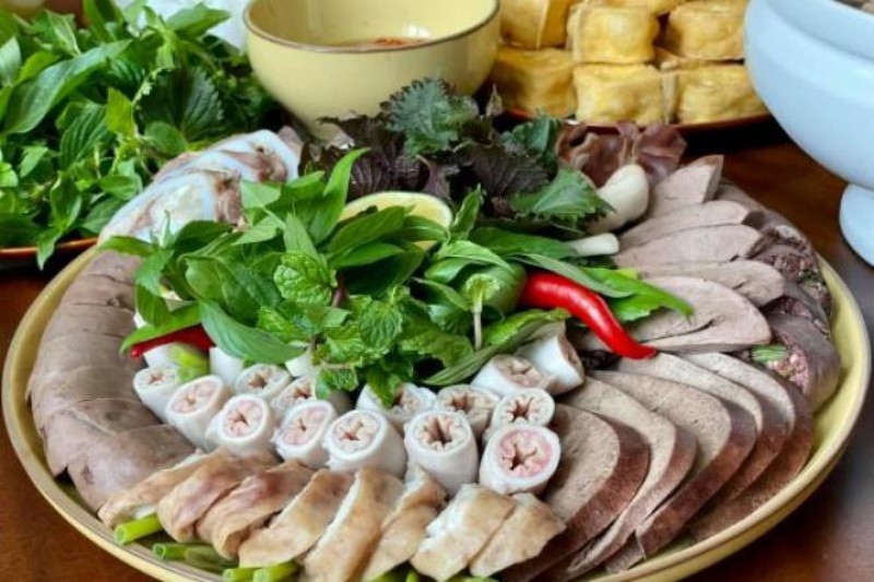 Lòng se điếu có bổ dưỡng hơn lòng heo thường không?