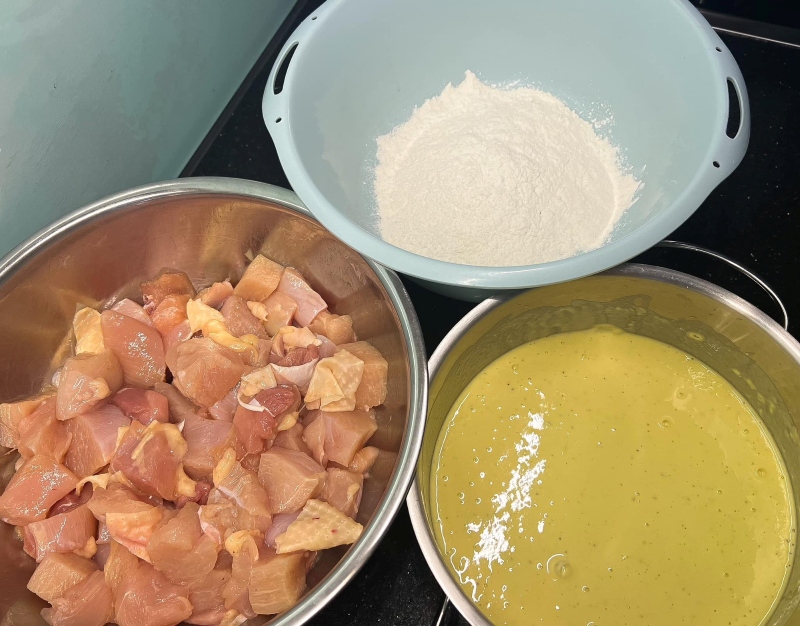 Hướng dẫn từng bước làm gà nugget chuẩn vị tại nhà