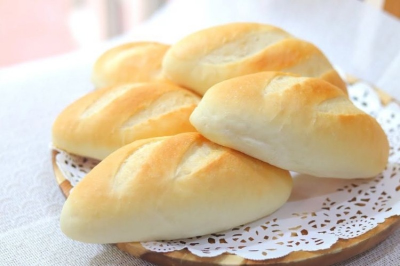 Bánh mì tươi là gì? Cách làm bánh mì tươi thơm béo