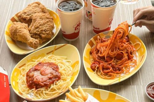 Chiến lược Việt hóa thức ăn nhanh của Jolibee