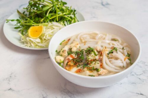 List quán bánh canh cá lóc ngon tại Huế