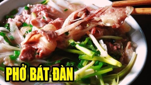 Các bước tỉ mỉ trong chế biến bánh phở và thịt đi kèm