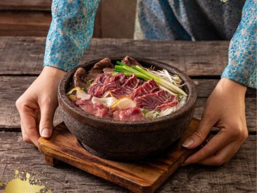 Cuộc sống của quán phở qua các thời kỳ
