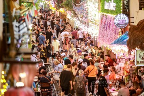 Vị trí và đặc điểm nổi bật của phố cà phê đường tàu