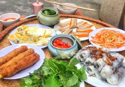Bánh cuốn Bà Hoành: hương vị truyền thống  giữa lòng Hà Nội