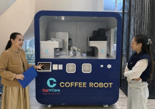 Mô hình cà phê Robot và bước chuyển mình của ngành FnB