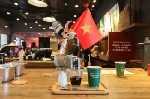 Mô hình cà phê Robot và bước chuyển mình của ngành FnB