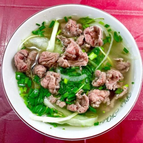 Review phở Khôi Hói - Món phở được Michelin đề cử