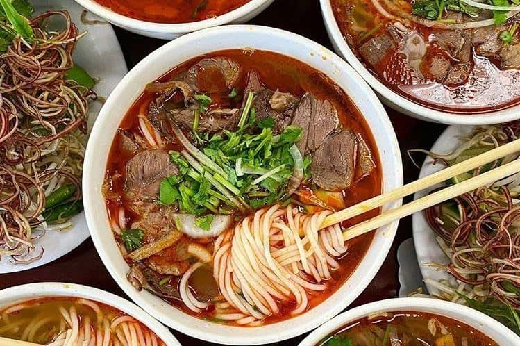 Top bún bò ngon tại quận 1