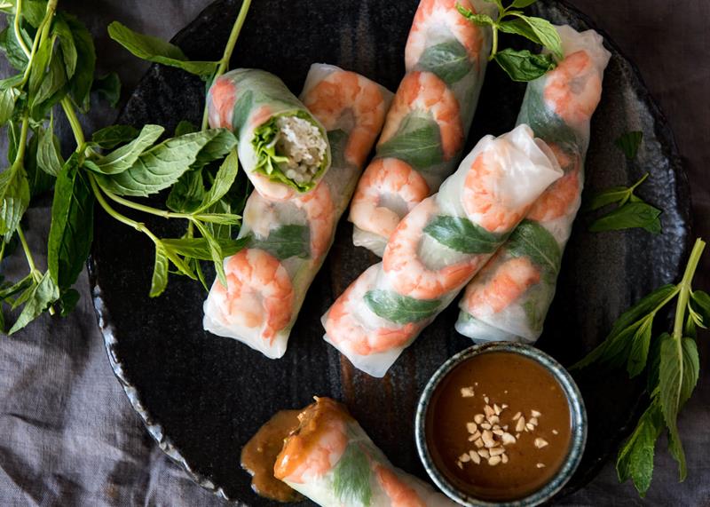 gỏi cuốn tôm thịt