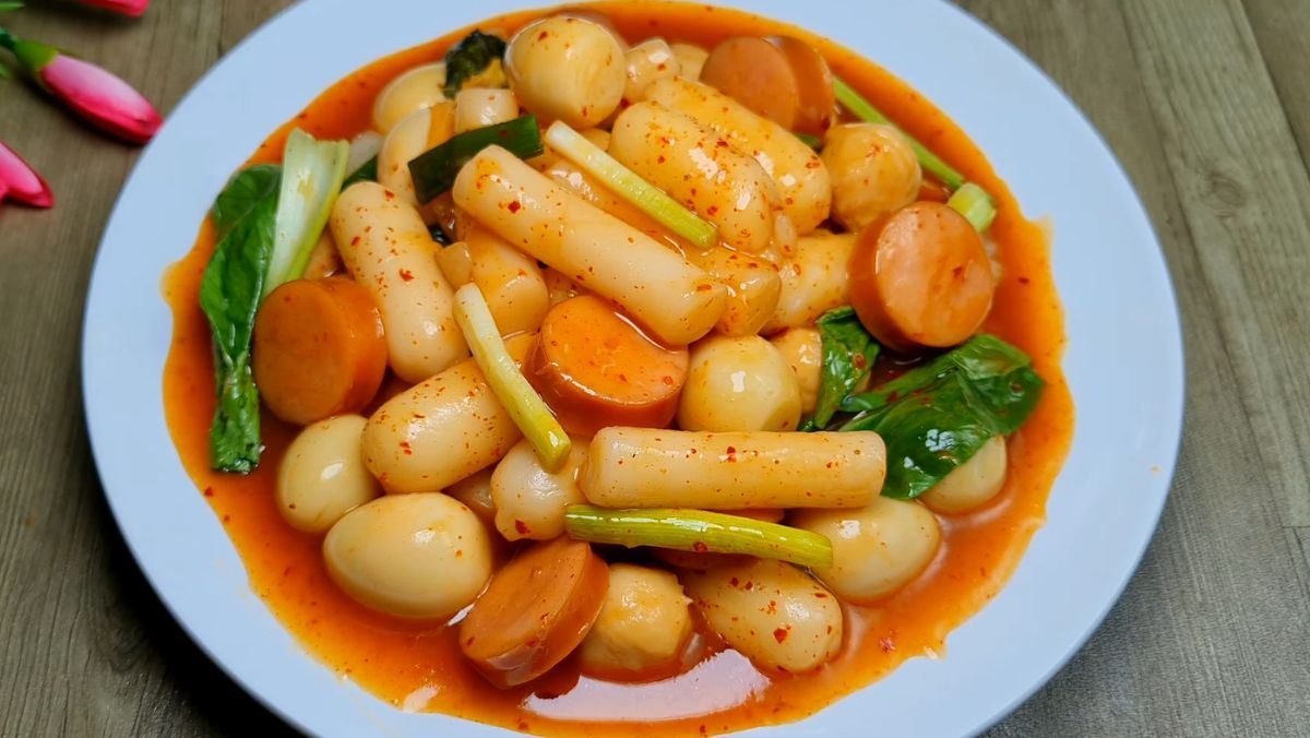 cách nấu tokbokki tại nhà
