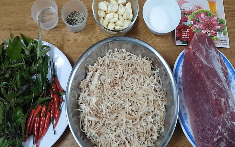 nguyeen liệu làm nem chua thanh hoá
